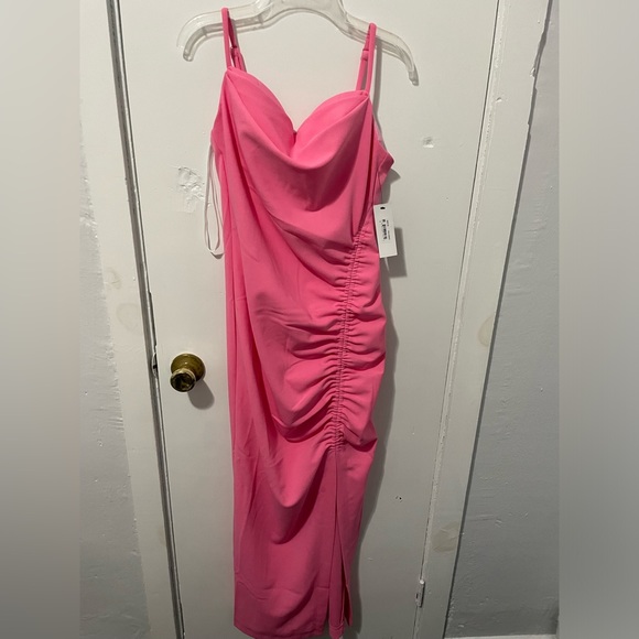 NWT  Donna Morgan Shirred Drape Neck Maxi Dress - Picture 7 of 9